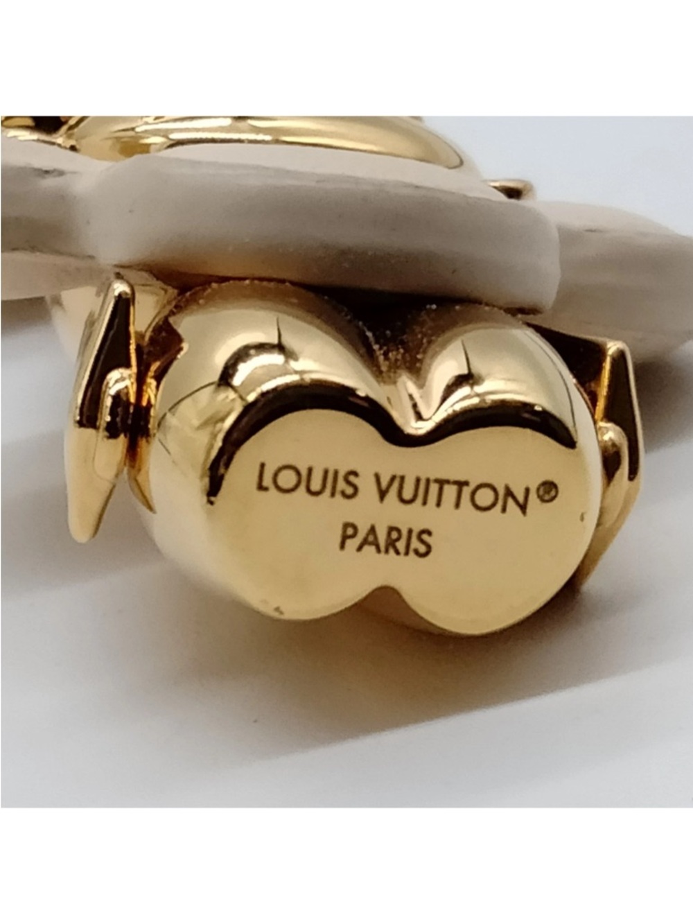 👜 LOUIS VUITTON VIVIENNE FLOWER BAG CHARM STRAP - Picture 3 of 6
